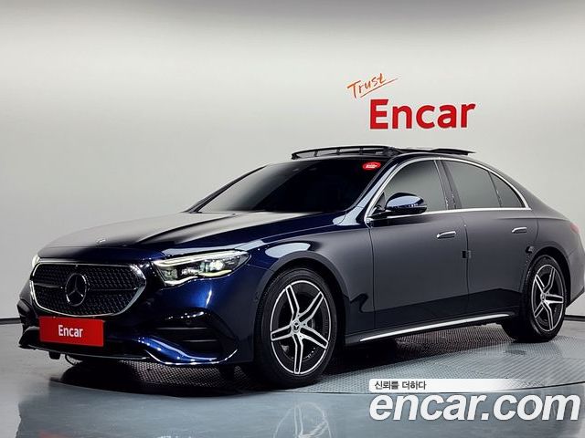 Mercedes-Benz E-Class 2024