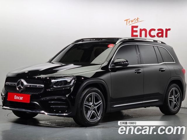 Mercedes-Benz GLB 2025