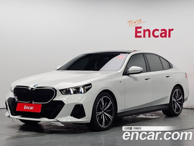 BMW 5 Series 2025