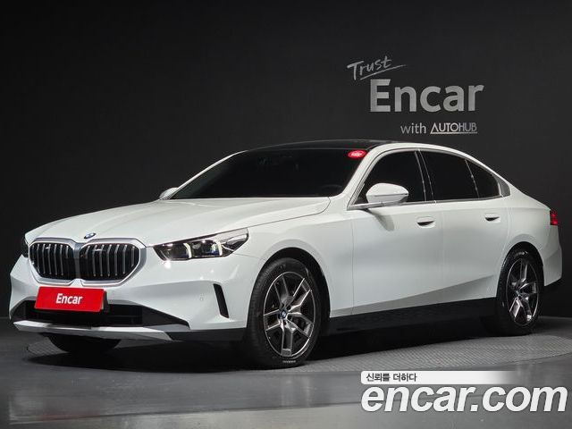 BMW 5 Series 2024