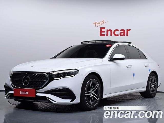 Mercedes-Benz E-Class 2024