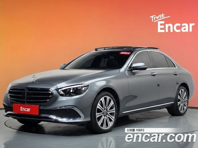 Mercedes-Benz E-Class 2023