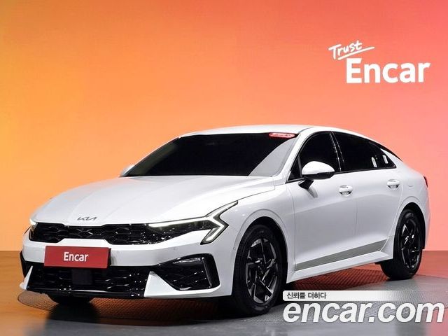 Kia K5 2025