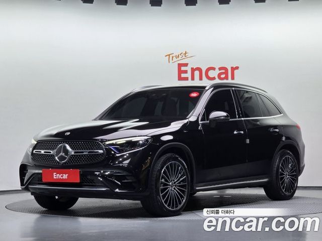 Mercedes-Benz GLC 2023