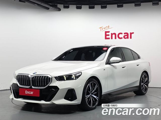 BMW 5 Series 2025