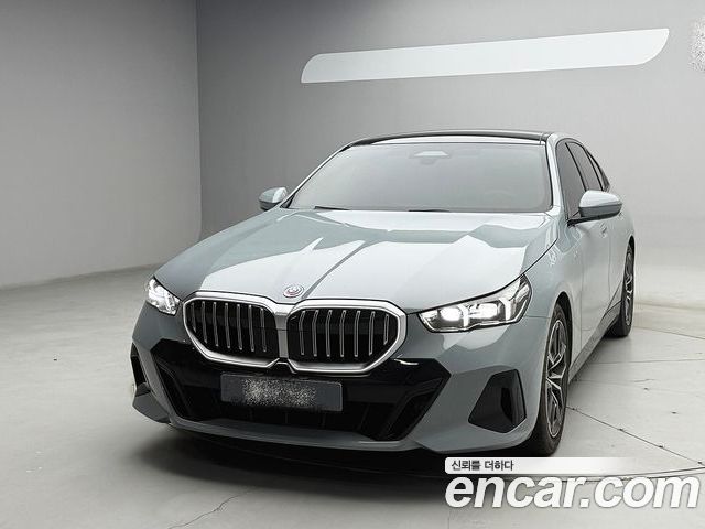 BMW 5 Series 2024