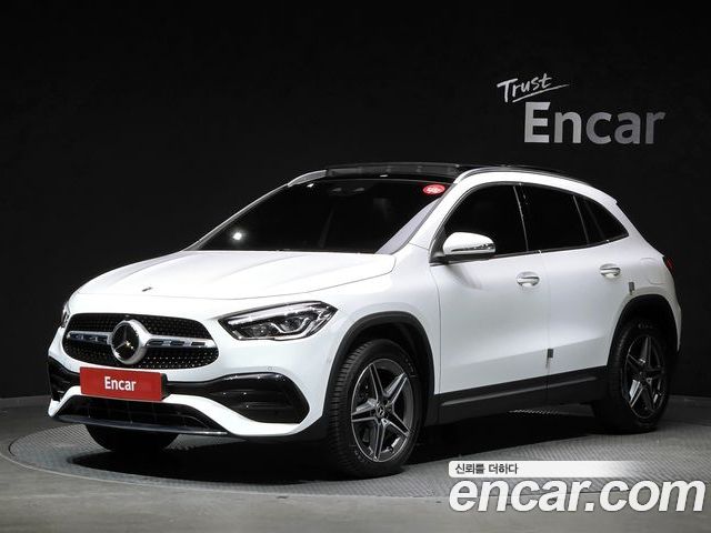 Mercedes-Benz GLA 2023