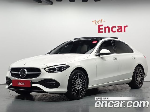 Mercedes-Benz C-Class 2025