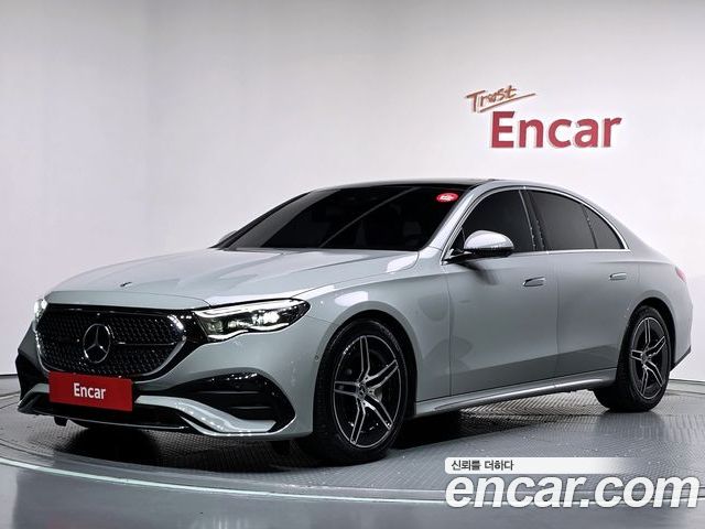 Mercedes-Benz E-Class 2024