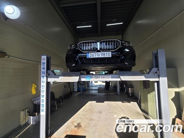 BMW 5 Series 2025