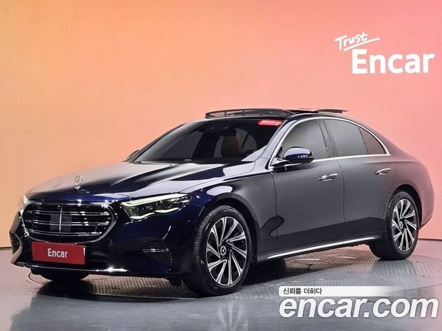 Mercedes-Benz E-Class 2024