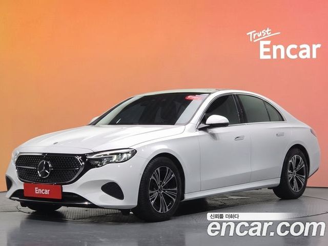 Mercedes-Benz E-Class 2025