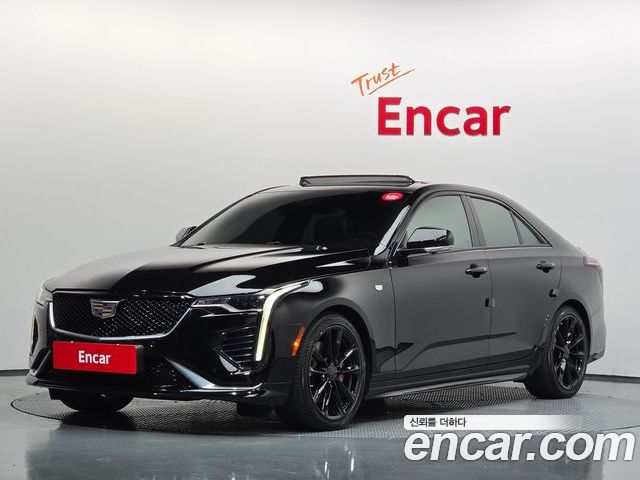 Cadillac CT4 2021