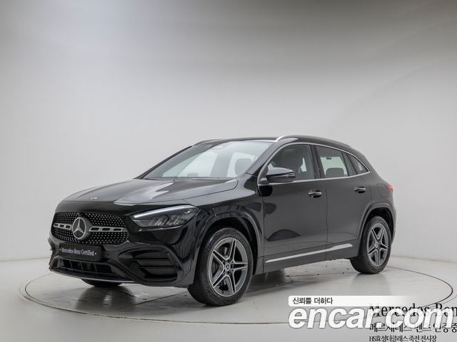 Mercedes-Benz GLA 2025