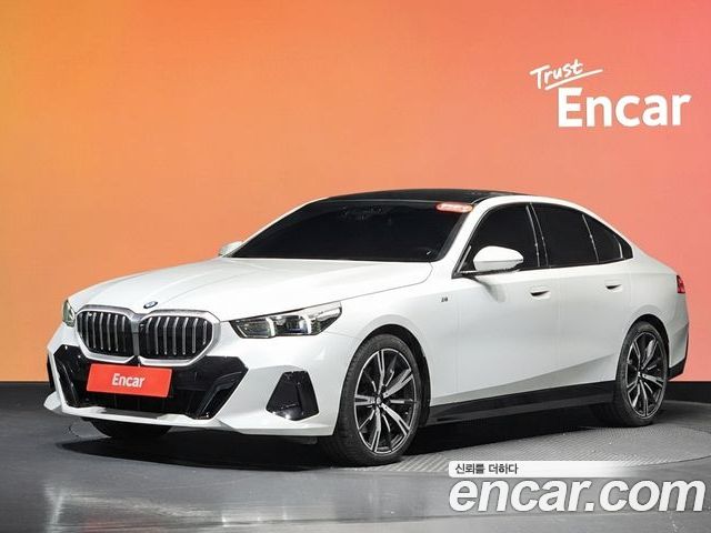 BMW 5 Series 2025
