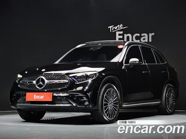 Mercedes-Benz GLC 2023