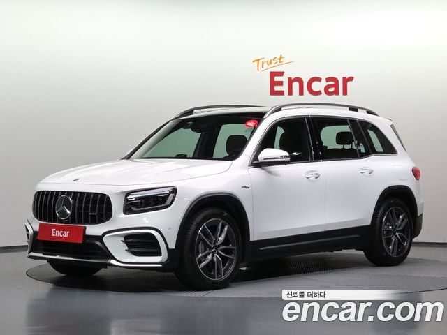 Mercedes-Benz GLB 2025