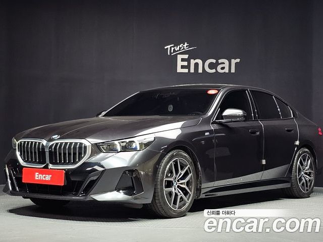 BMW 5 Series 2025
