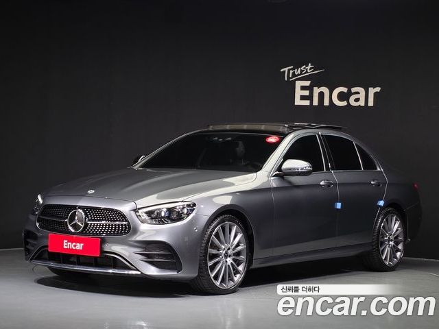 Mercedes-Benz E-Class 2022