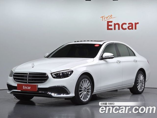 Mercedes-Benz E-Class 2023