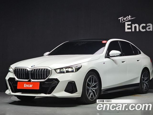 BMW 5 Series 2025