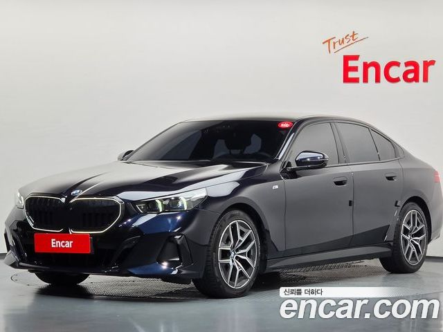 BMW 5 Series 2024