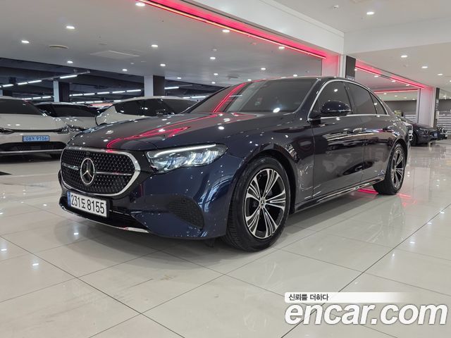 Mercedes-Benz E-Class 2024