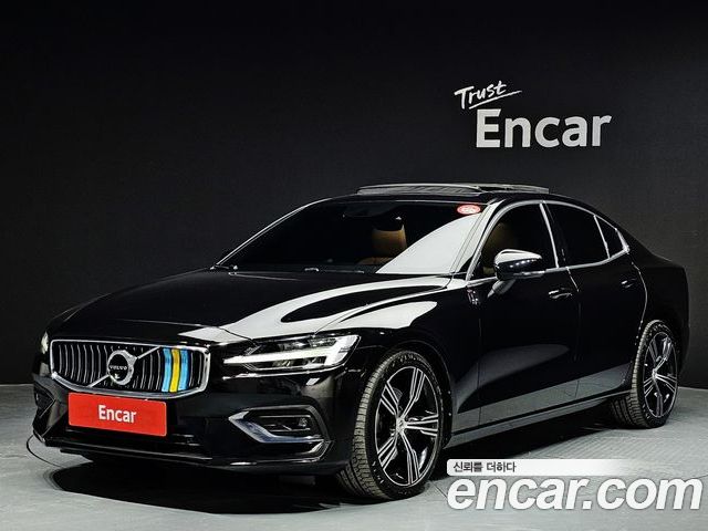 Volvo S60 2022