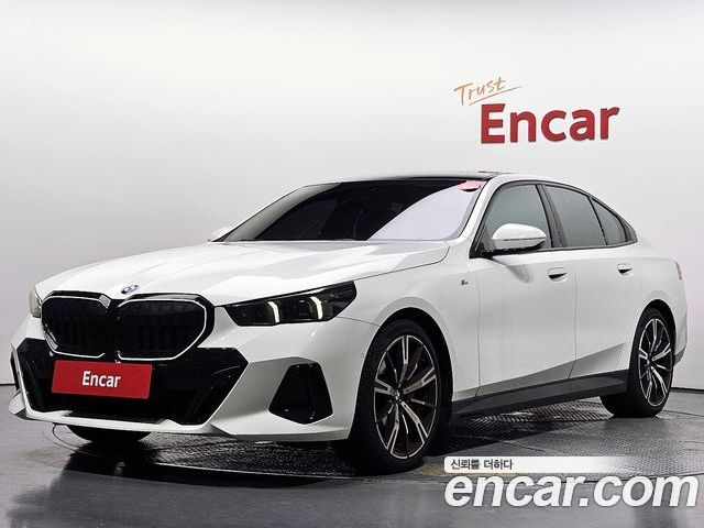 BMW 5 Series 2025