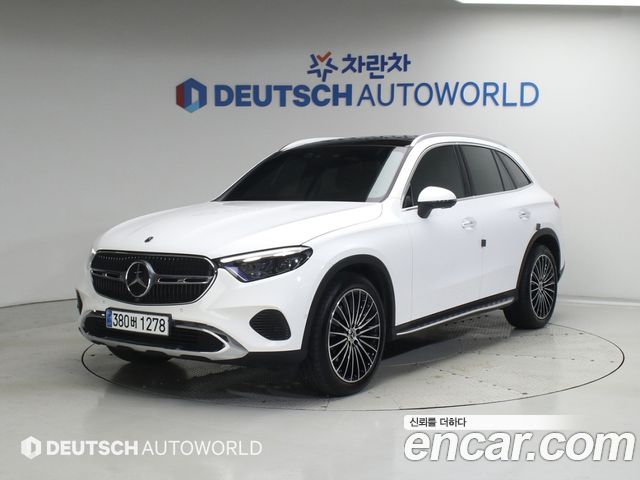 Mercedes-Benz GLC 2025