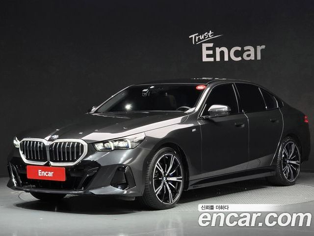 BMW 5 Series 2024