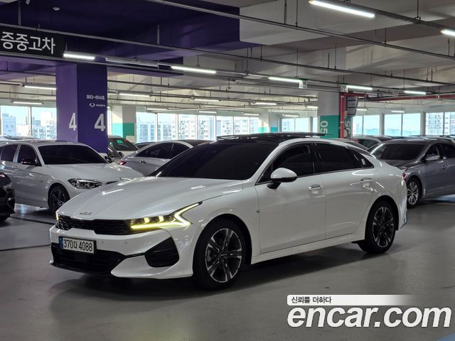 Kia K5 2023