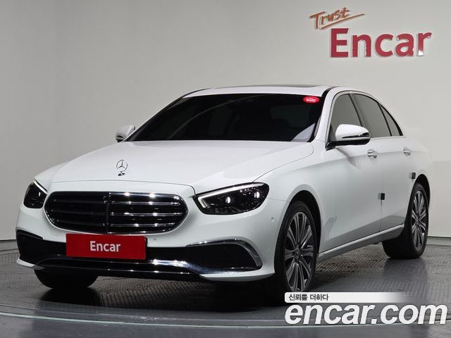 Mercedes-Benz E-Class 2023