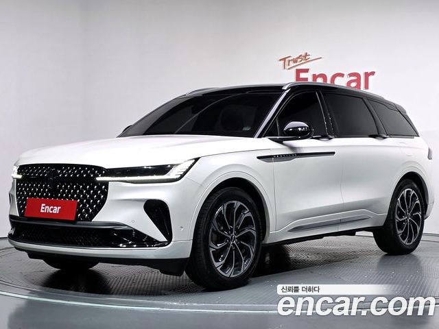 Lincoln Nautilus 2024–2025