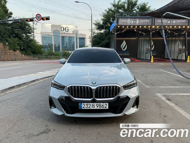 BMW 5 Series 2025