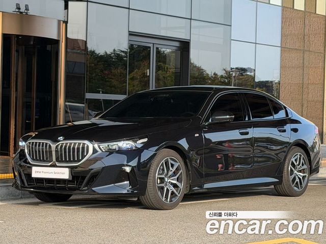 BMW 5 Series 2024