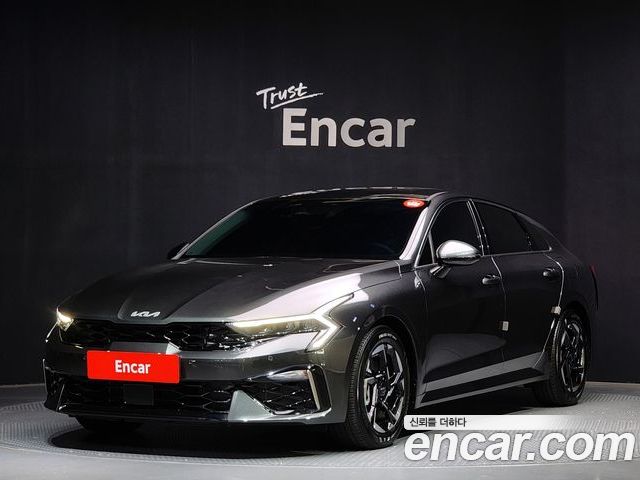 Kia K5 2025