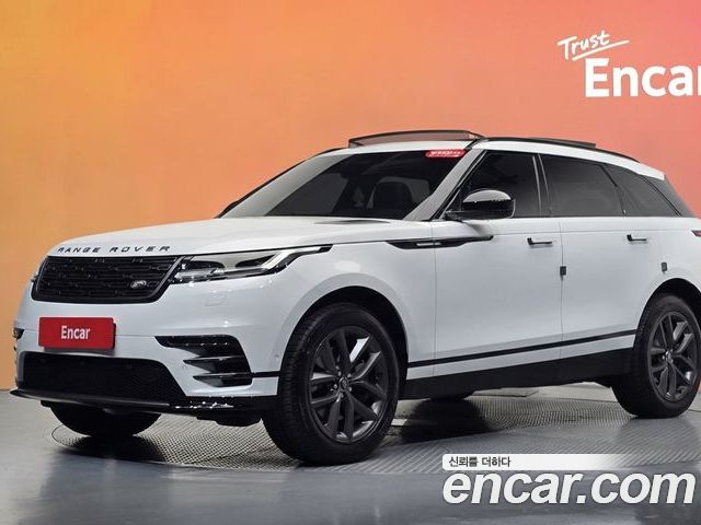Land Rover Range Rover Velar 2026