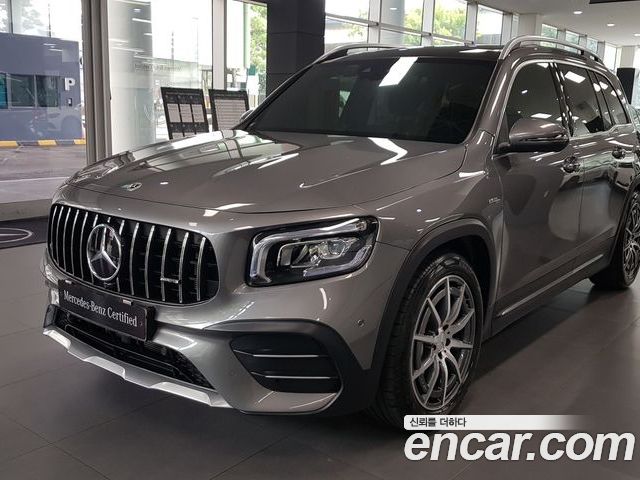 Mercedes-Benz GLB 2023