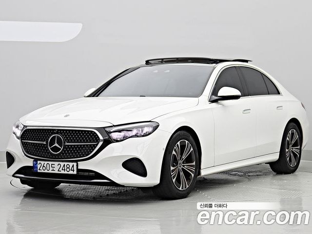 Mercedes-Benz E-Class 2024