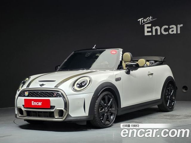 MINI Cooper Convertible 2024