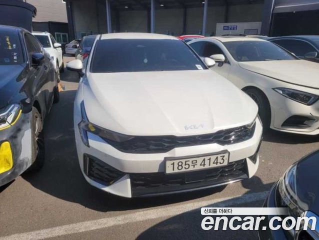Kia K5 2025