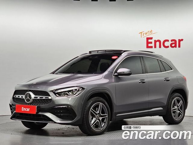 Mercedes-Benz GLA 2023