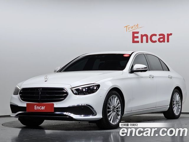 Mercedes-Benz E-Class 2022