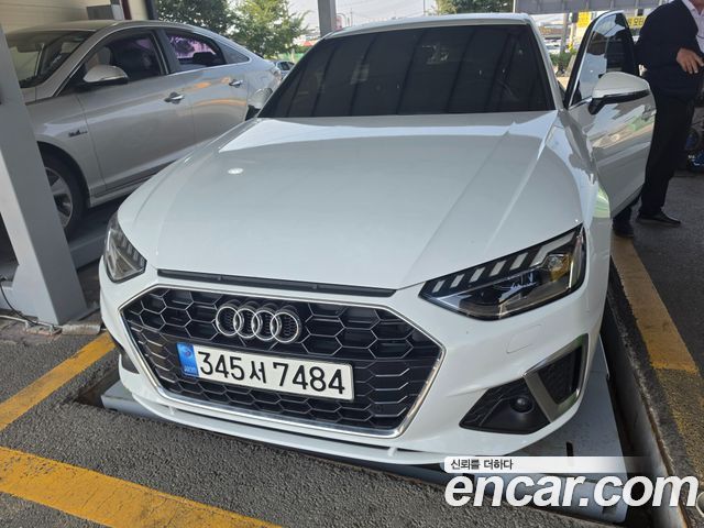 Audi A4 2021