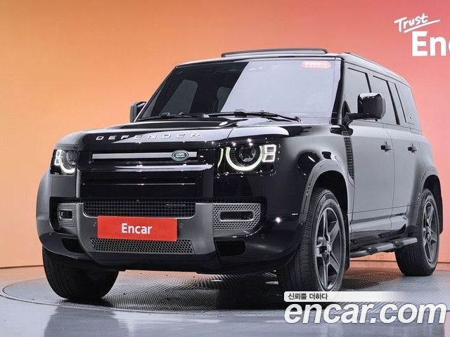 Land Rover Defender 2023