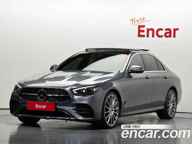 Mercedes-Benz E-Class 2022