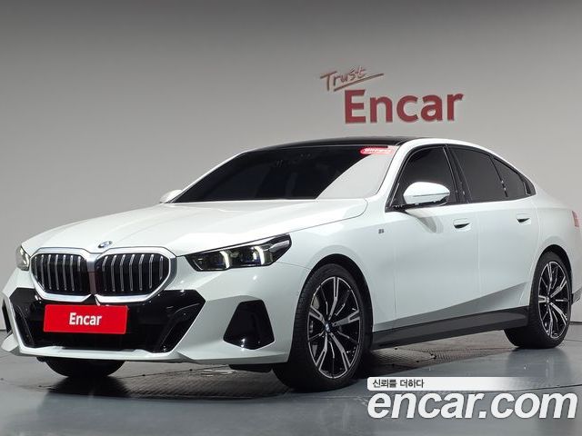 BMW 5 Series 2024