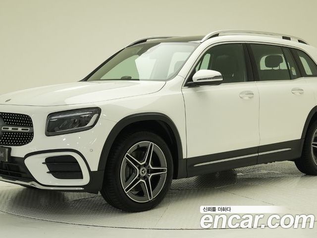 Mercedes-Benz GLB 2025