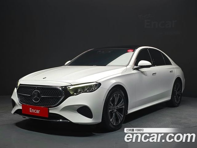 Mercedes-Benz E-Class 2024